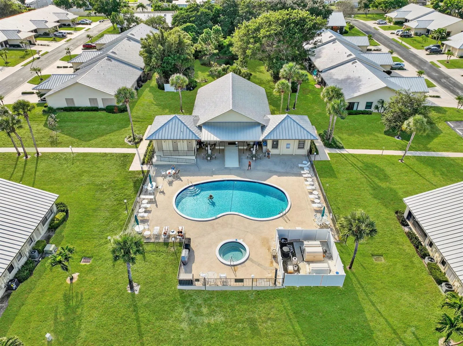 7643 SE Sugar Sand Circle, Hobe Sound, FL 33455 photo 3