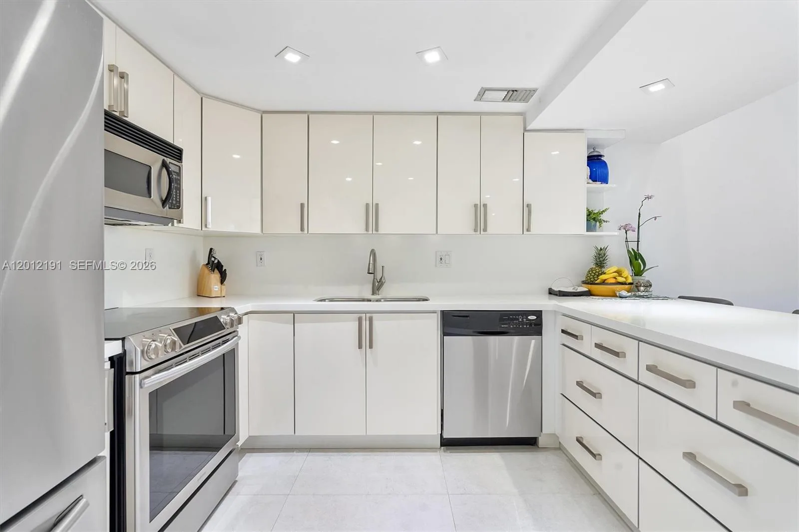 20341 W Country Club Dr # TH-11, Aventura, FL 33180 photo 10