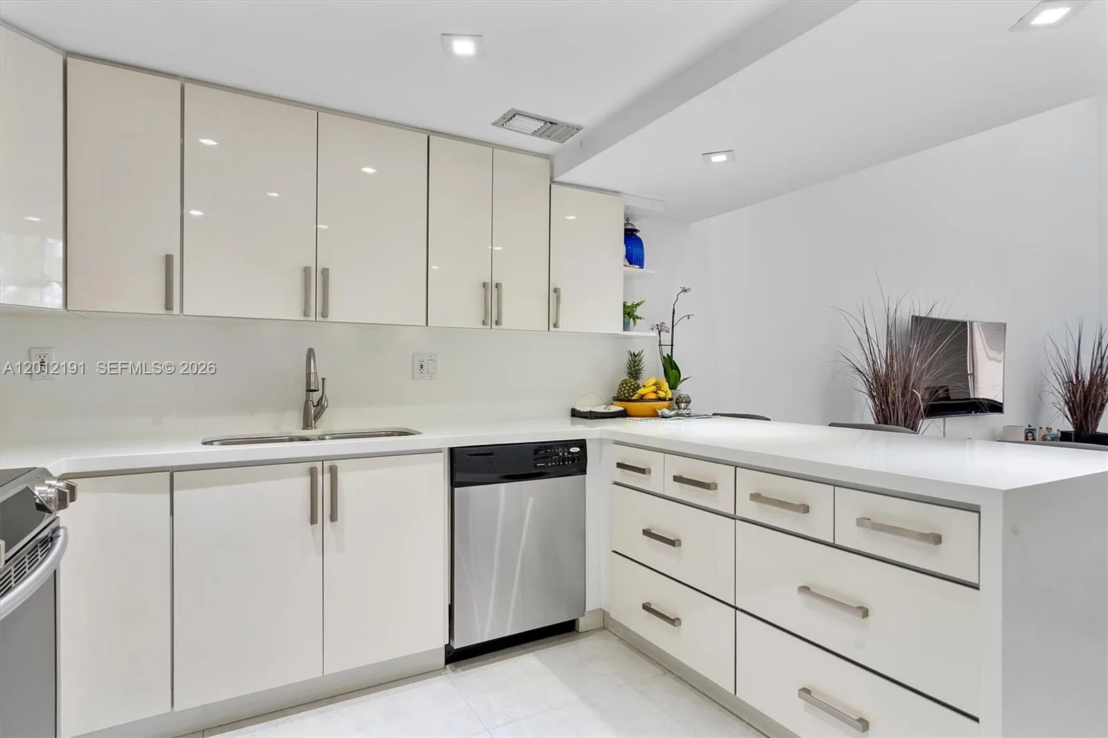 20341 W Country Club Dr # TH-11, Aventura, FL 33180 photo 8
