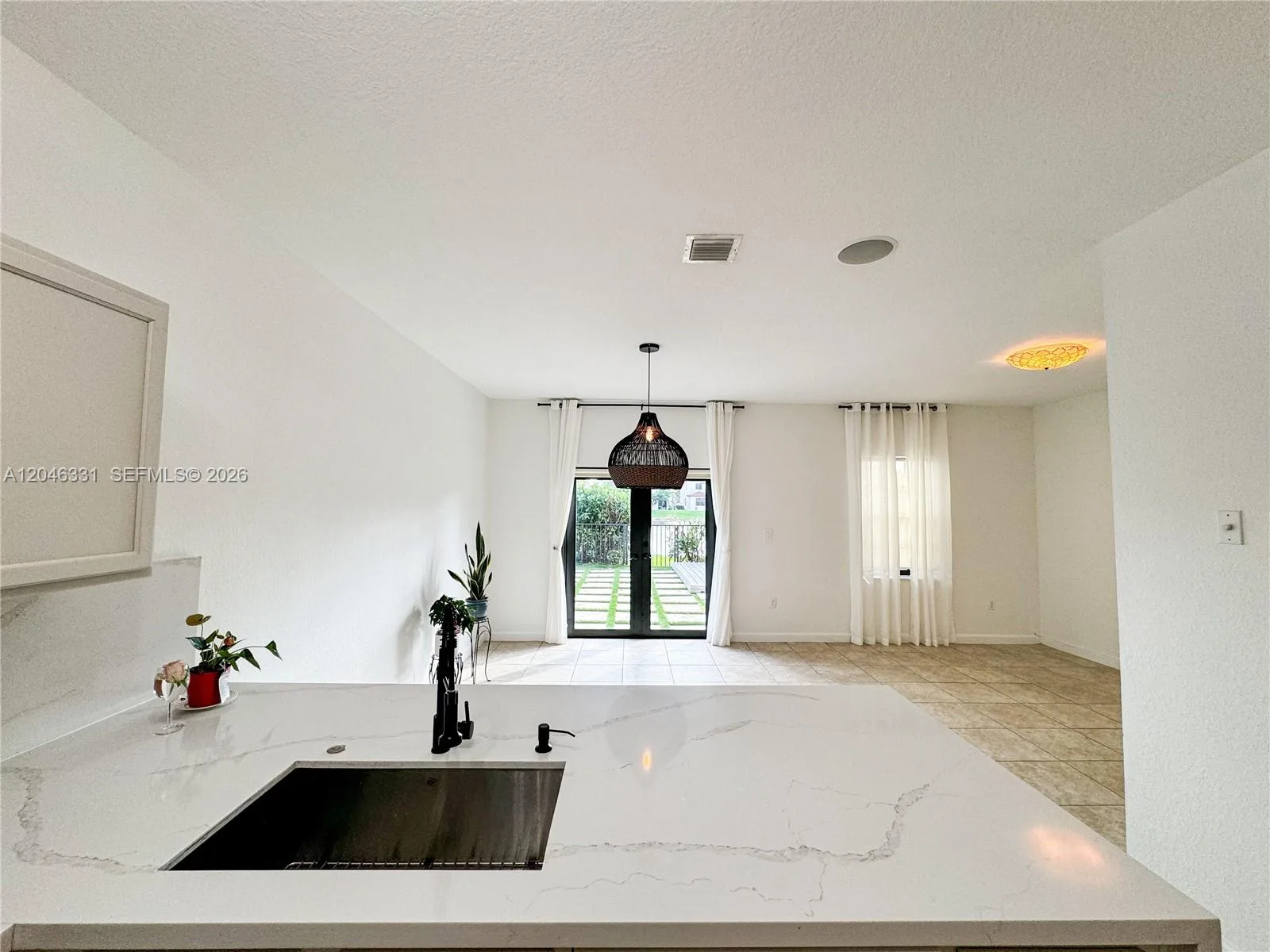 3740 NE 3rd Ct, Homestead, FL 33033 photo 11