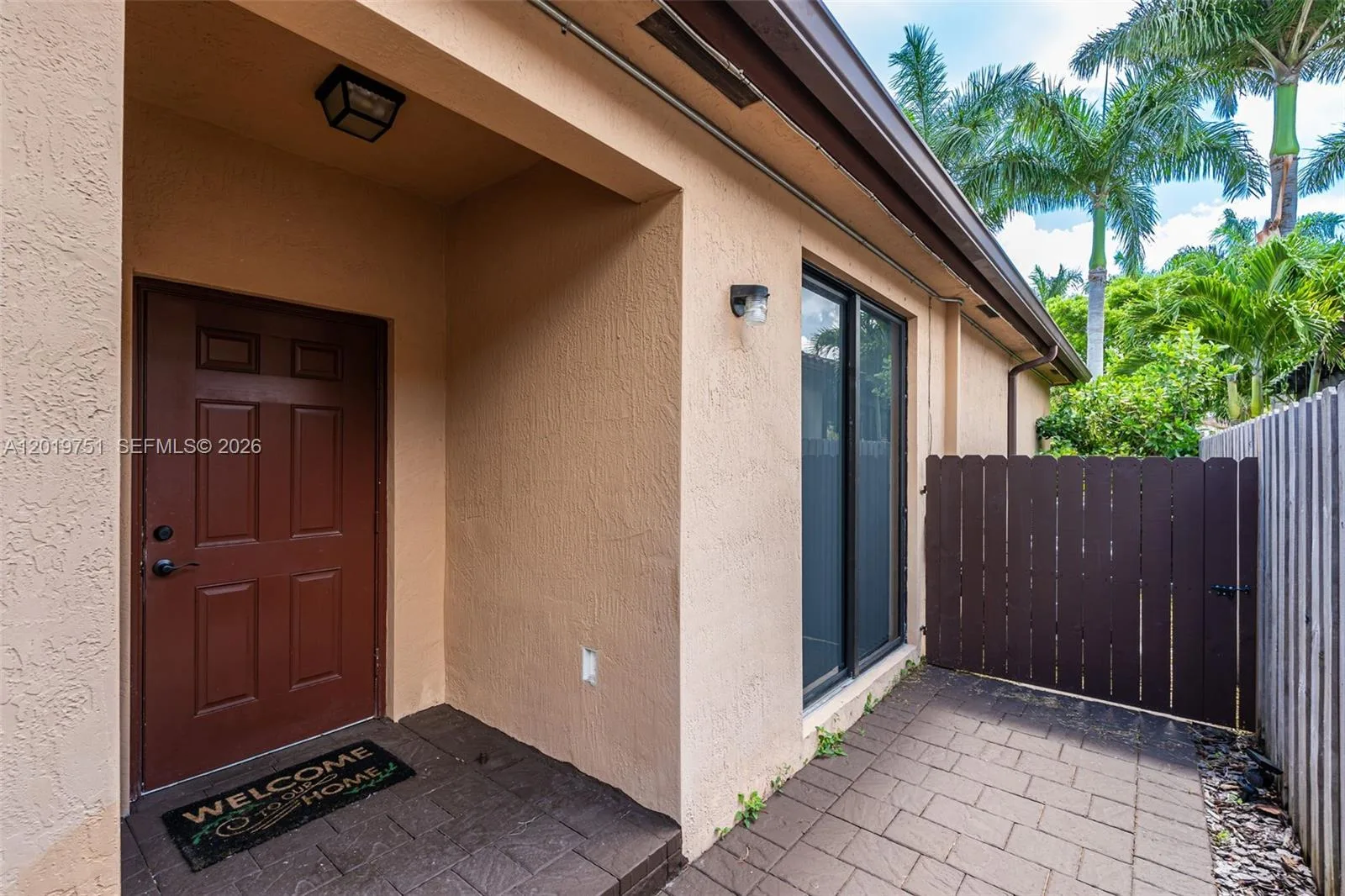 633 SE 35th Ter, Homestead, FL 33033 photo 3