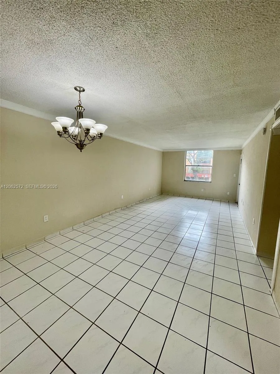 5625 W 20th Ave # 215, Hialeah, FL 33012 — zdjęcie 4
