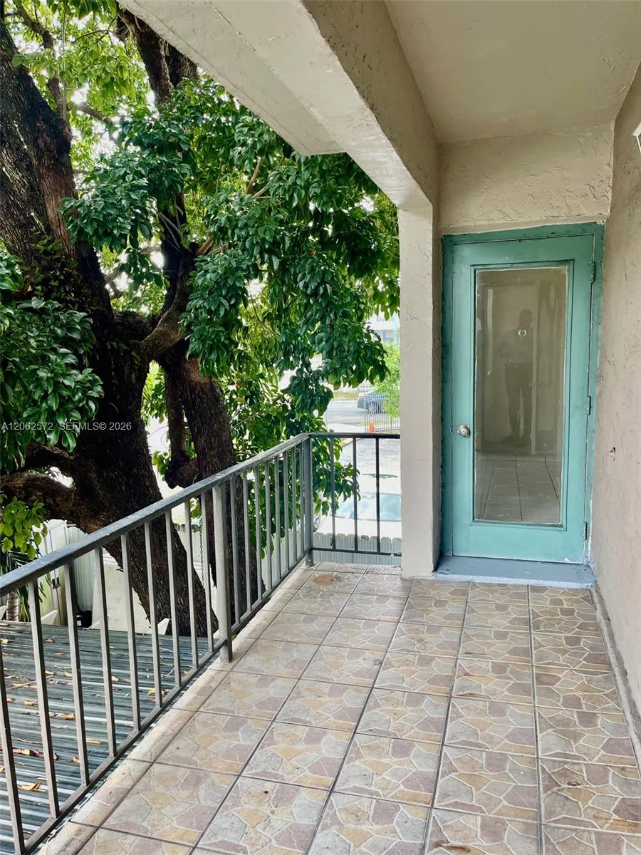 5625 W 20th Ave # 215, Hialeah, FL 33012 photo 7
