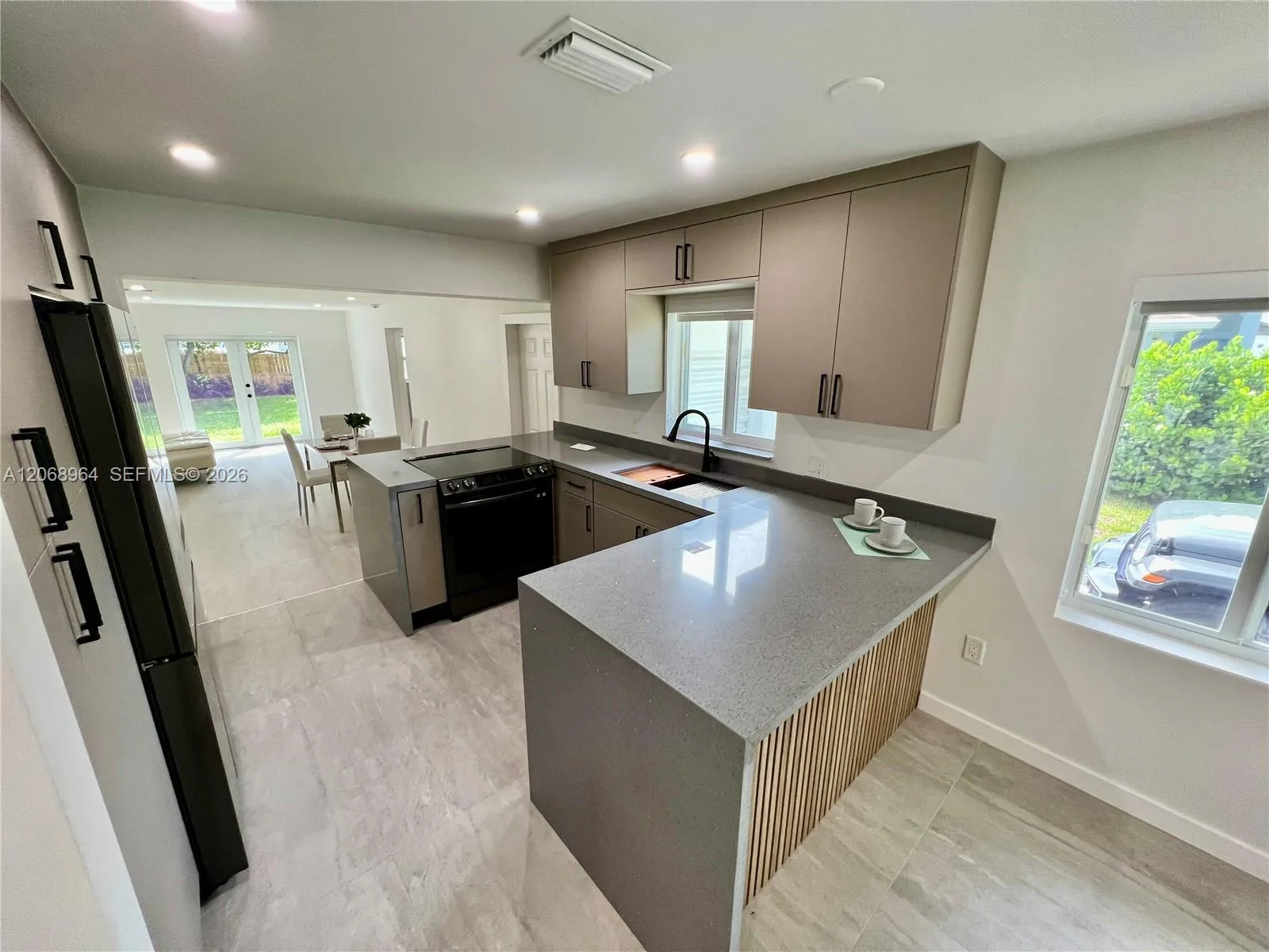 850 NE 127th St, North Miami, FL 33161 photo 10