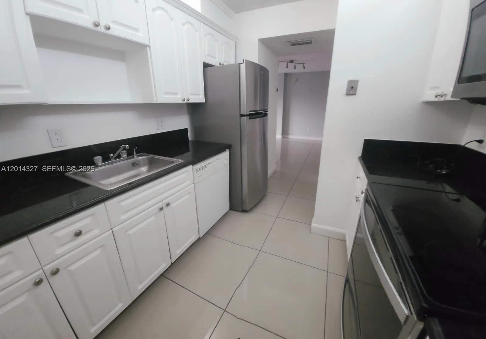 8200 SW 210th St # 103, Cutler Bay, FL 33189 photo 7
