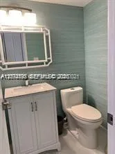 100 Bayview Dr # 2010, Sunny Isles Beach, FL 33160 photo 8