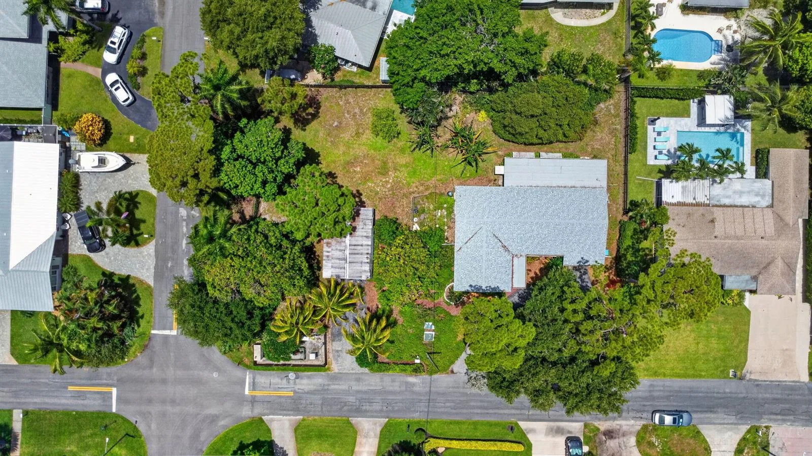2709 SW 6th Street, Boynton Beach, FL 33435 photo 2
