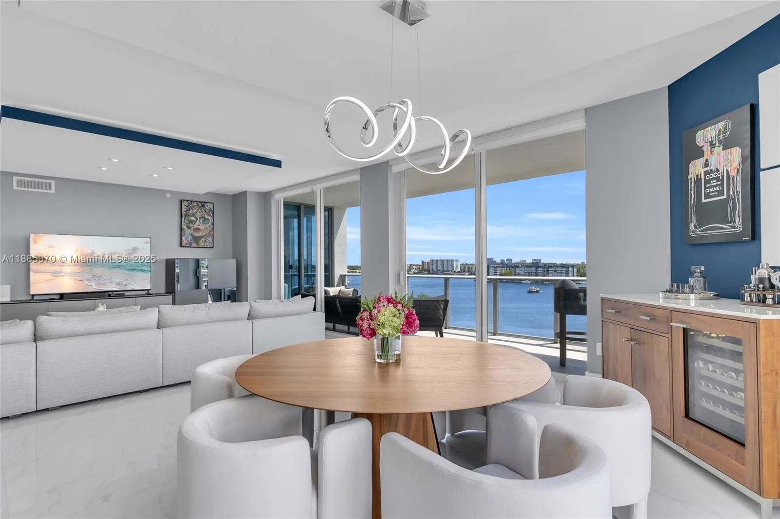 17111 Biscayne Blvd # 602, North Miami Beach, FL 33160