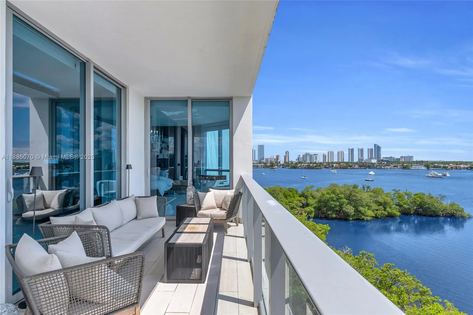 17111 Biscayne Blvd # 602, North Miami Beach, FL 33160 photo 11