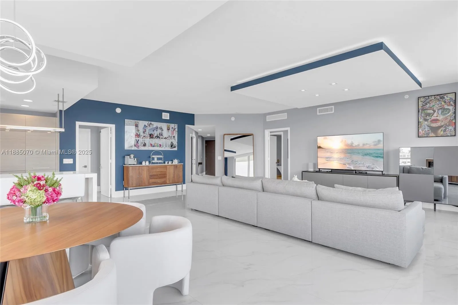 17111 Biscayne Blvd # 602, North Miami Beach, FL 33160 photo 6