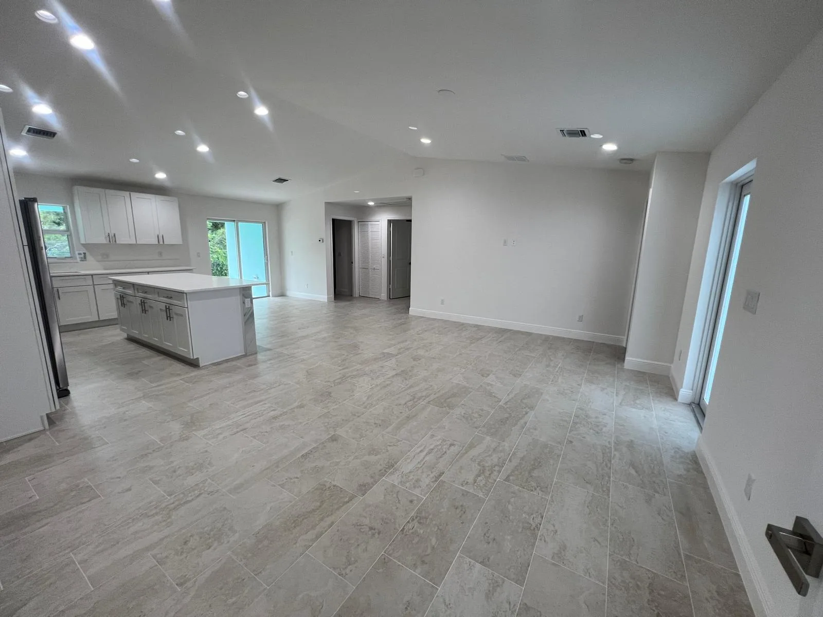5913 Seagrape Drive, Fort Pierce, FL 34982 photo 12