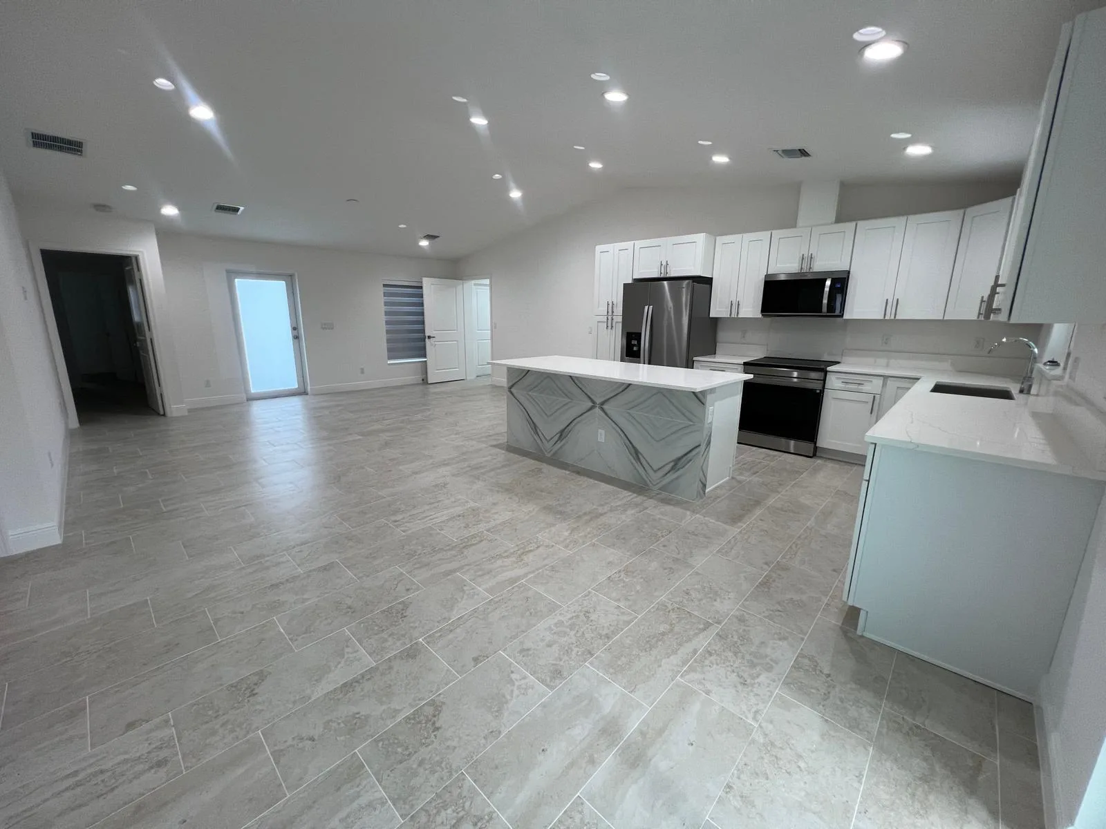 5913 Seagrape Drive, Fort Pierce, FL 34982 photo 3