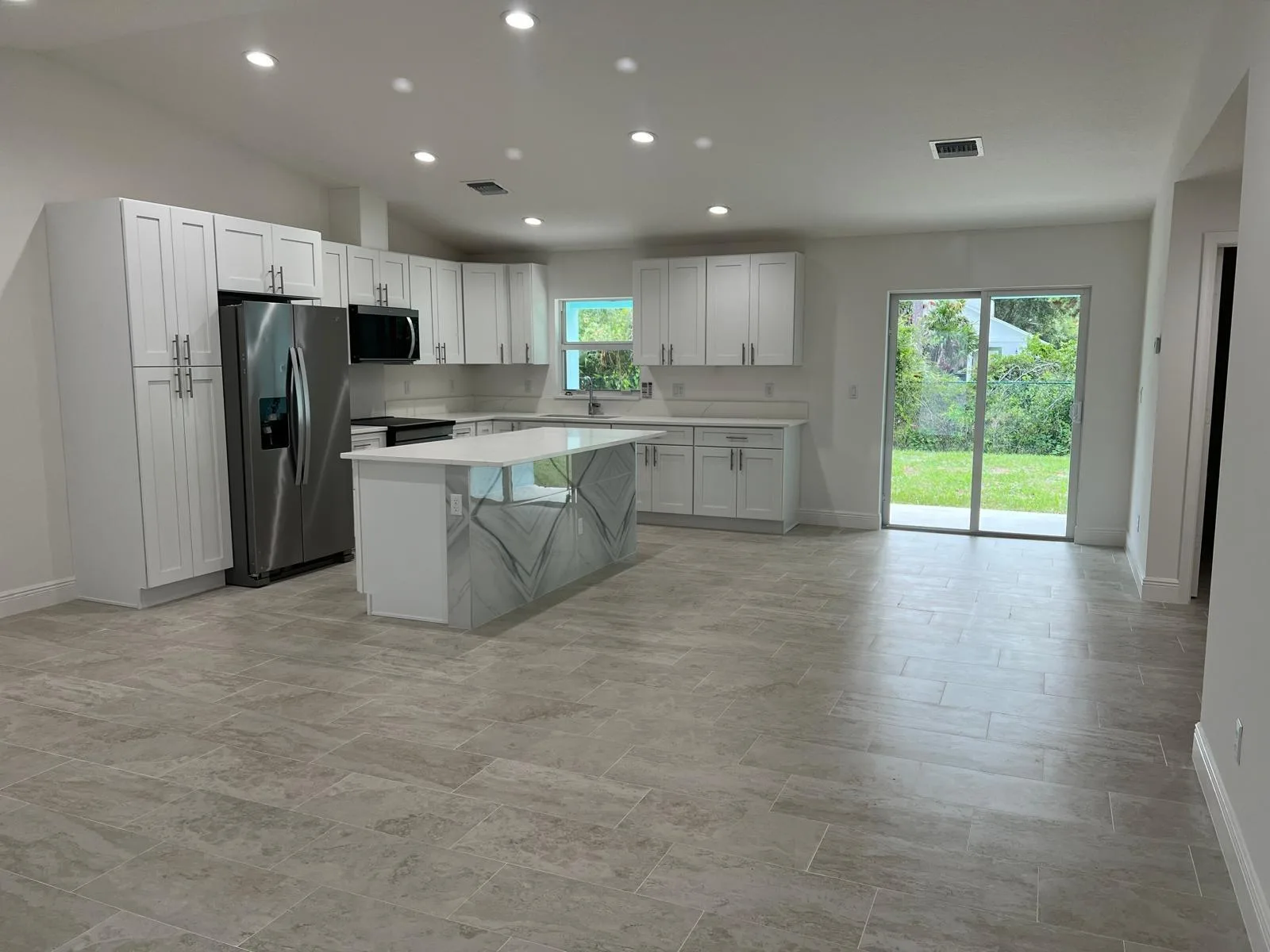 5913 Seagrape Drive, Fort Pierce, FL 34982 photo 4