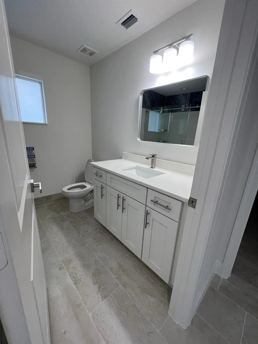5913 Seagrape Drive, Fort Pierce, FL 34982 photo 8