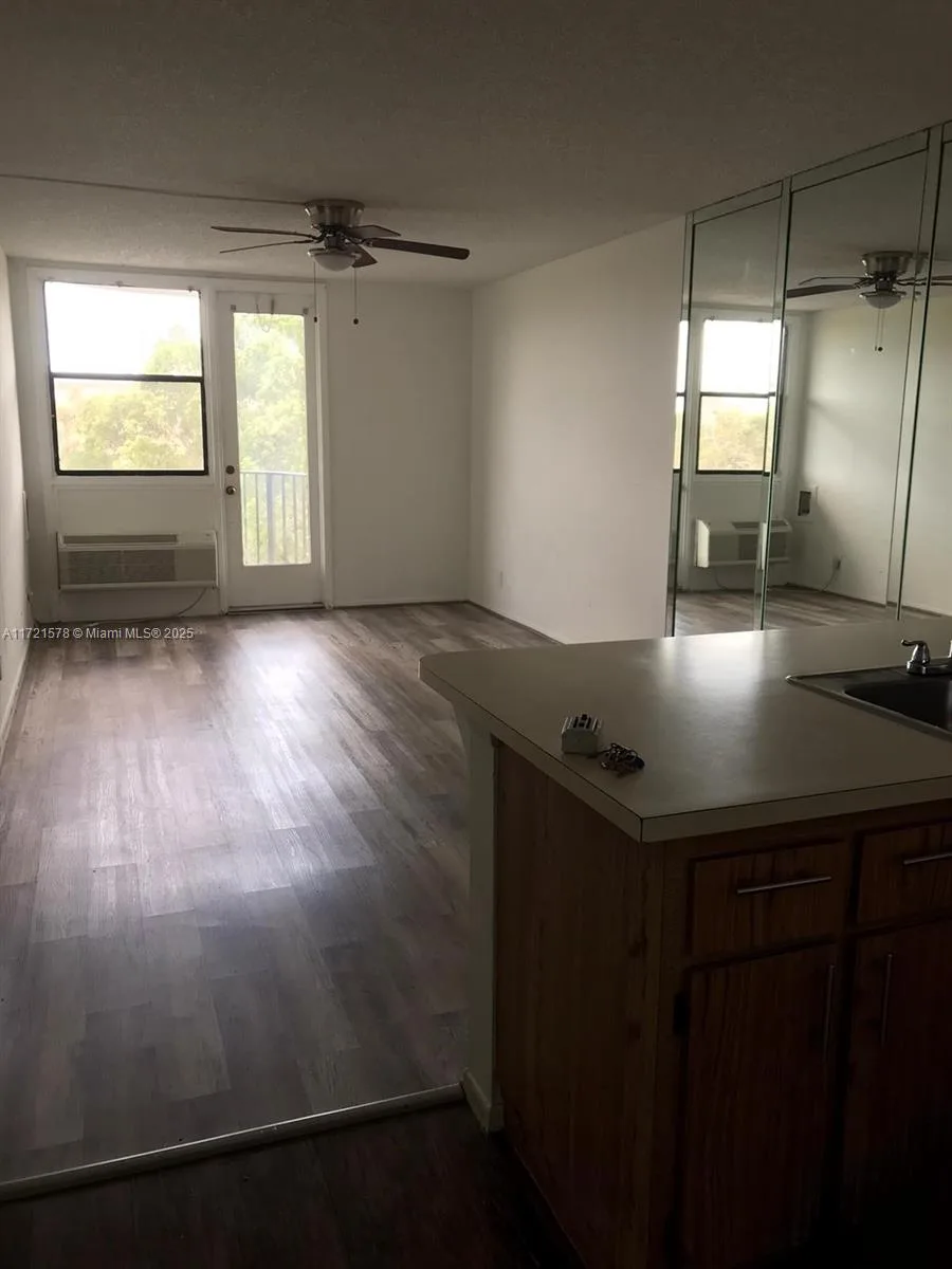 2701 Riverside Dr # 515-B, Coral Springs, FL 33065 photo 11