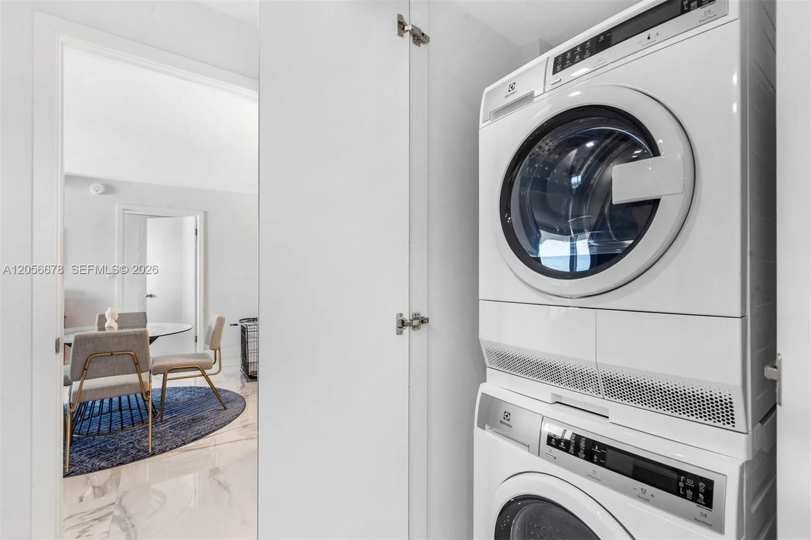 6039 Collins Ave # 1527, Miami Beach, FL 33140 photo 10