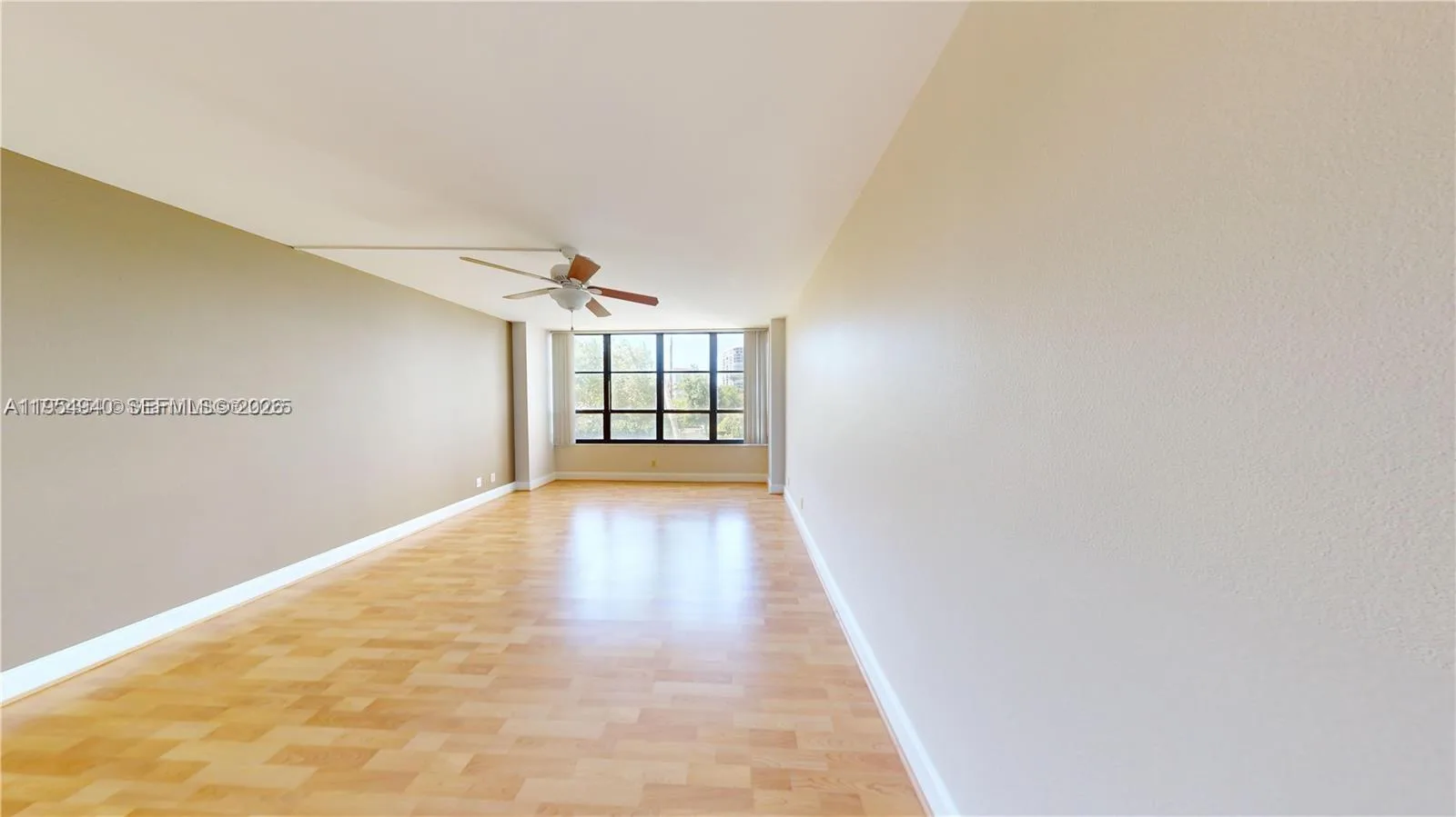 600 Three Islands Blvd # 219, Hallandale Beach, FL 33009 photo 4
