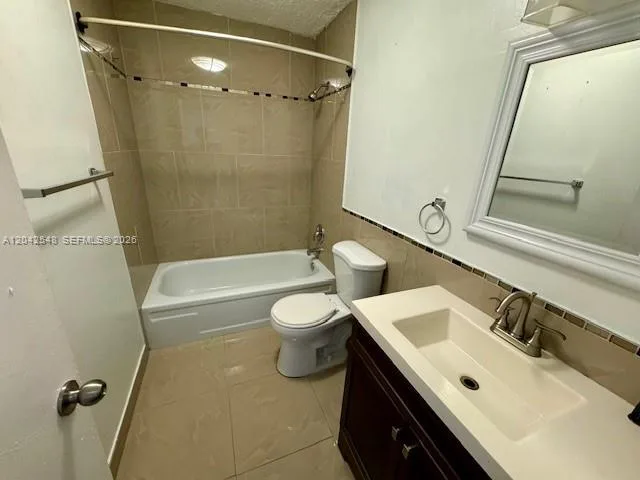 2029 NW 46th Ave # E202, Lauderhill, FL 33313 photo 9