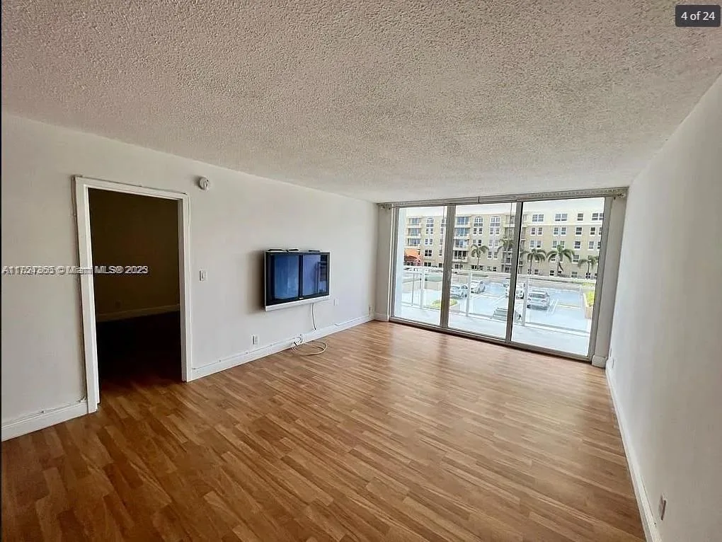 2030 S Ocean Dr # 211, Hallandale Beach, FL 33009 photo 2