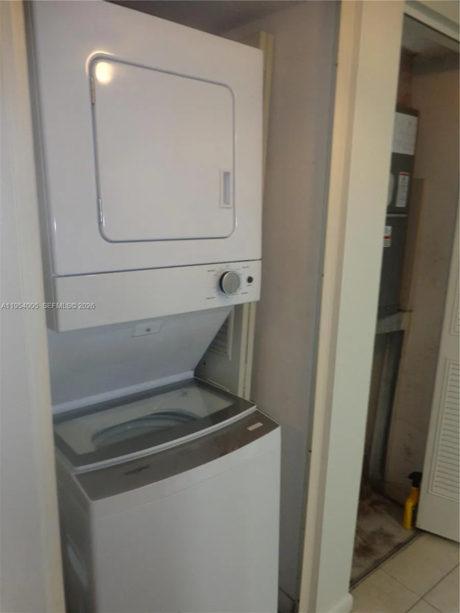 20850 San Simeon Way # 604-5, Miami, FL 33179 photo 12