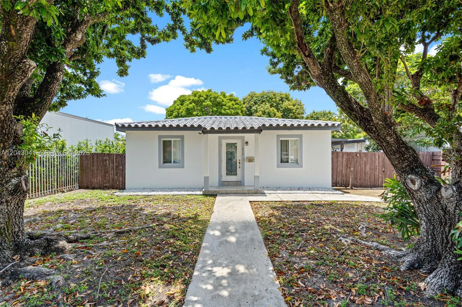 270 NW 51st Ave, Miami, FL 33126
