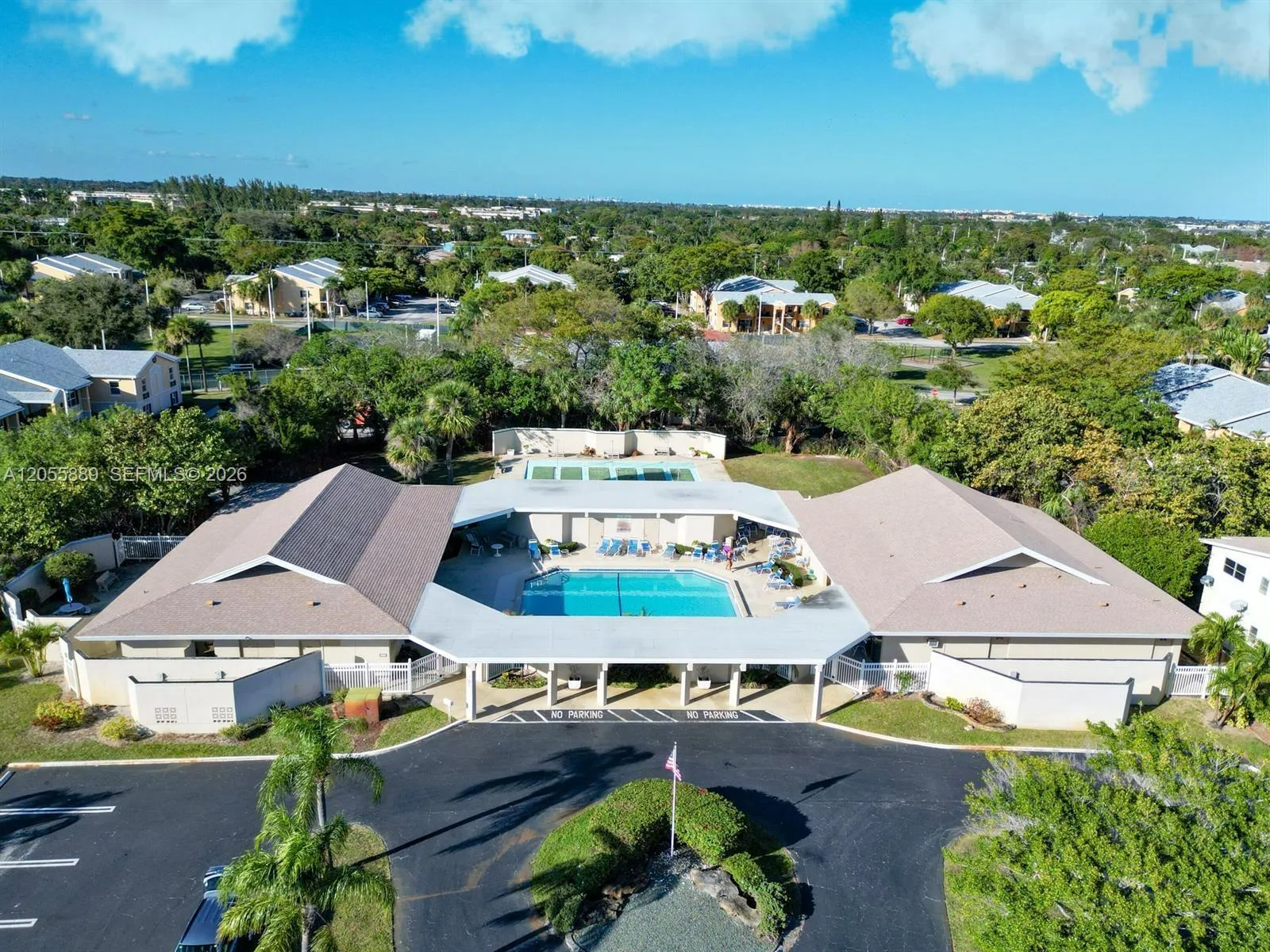 306 Circle Dr S # 203, Boynton Beach, FL 33435 photo 13