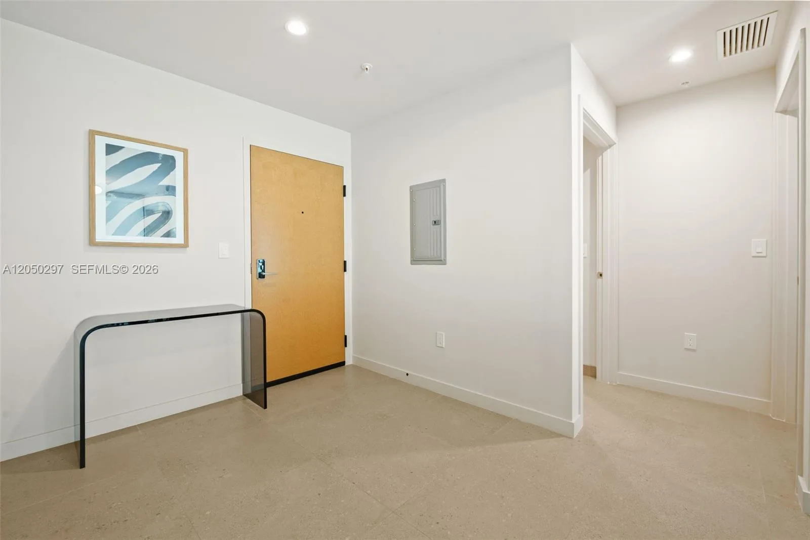 11 NE 6th St # 2605, Miami, FL 33132 photo 3