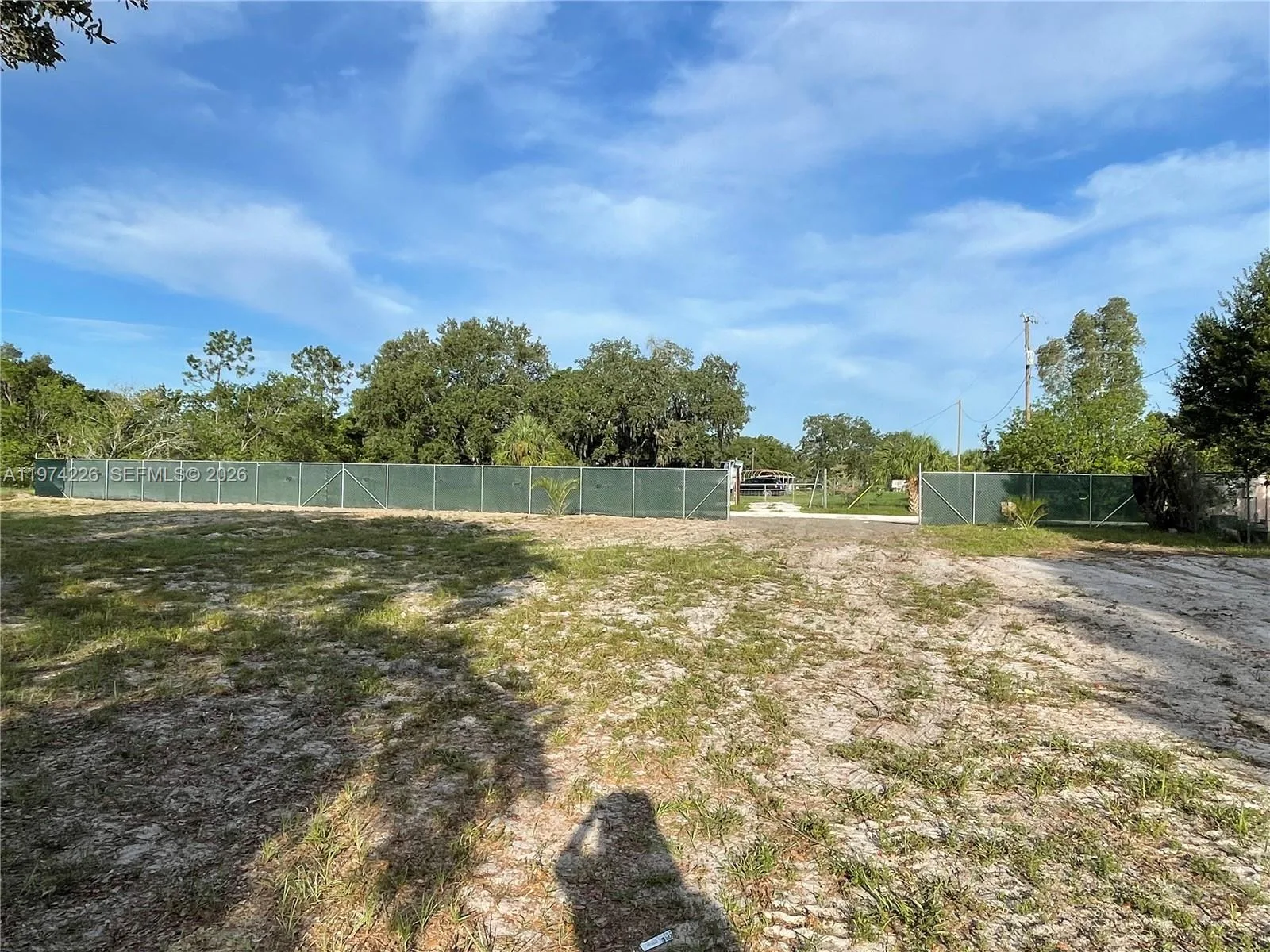 615 N Brida Street, Clewiston, FL 33440 photo 2