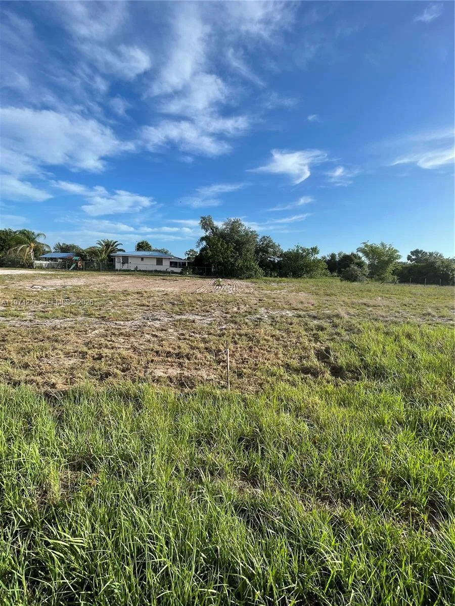 615 N Brida Street, Clewiston, FL 33440 photo 3