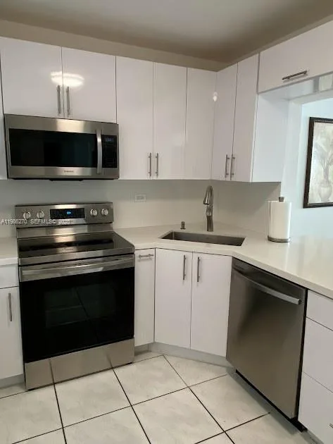 5601 Collins Ave # 1524, Miami Beach, FL 33140 photo 5
