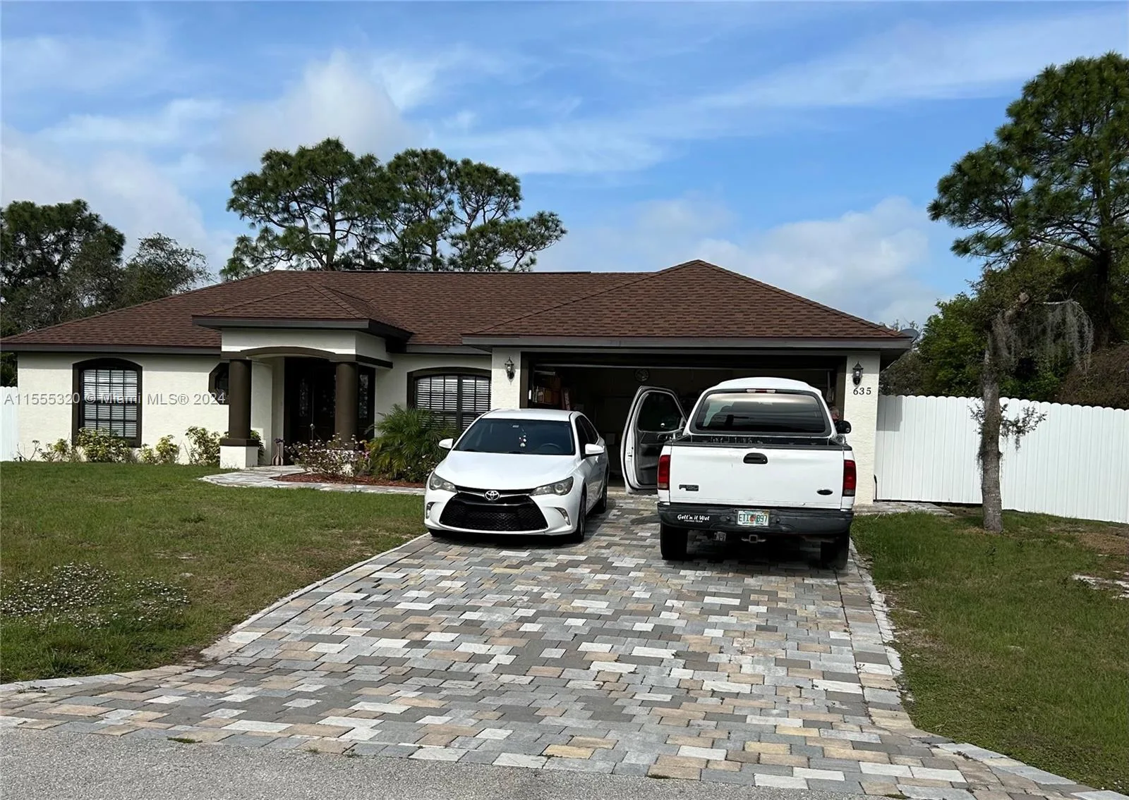 635 Lemans Drive, Sebring, FL 33872 photo 3