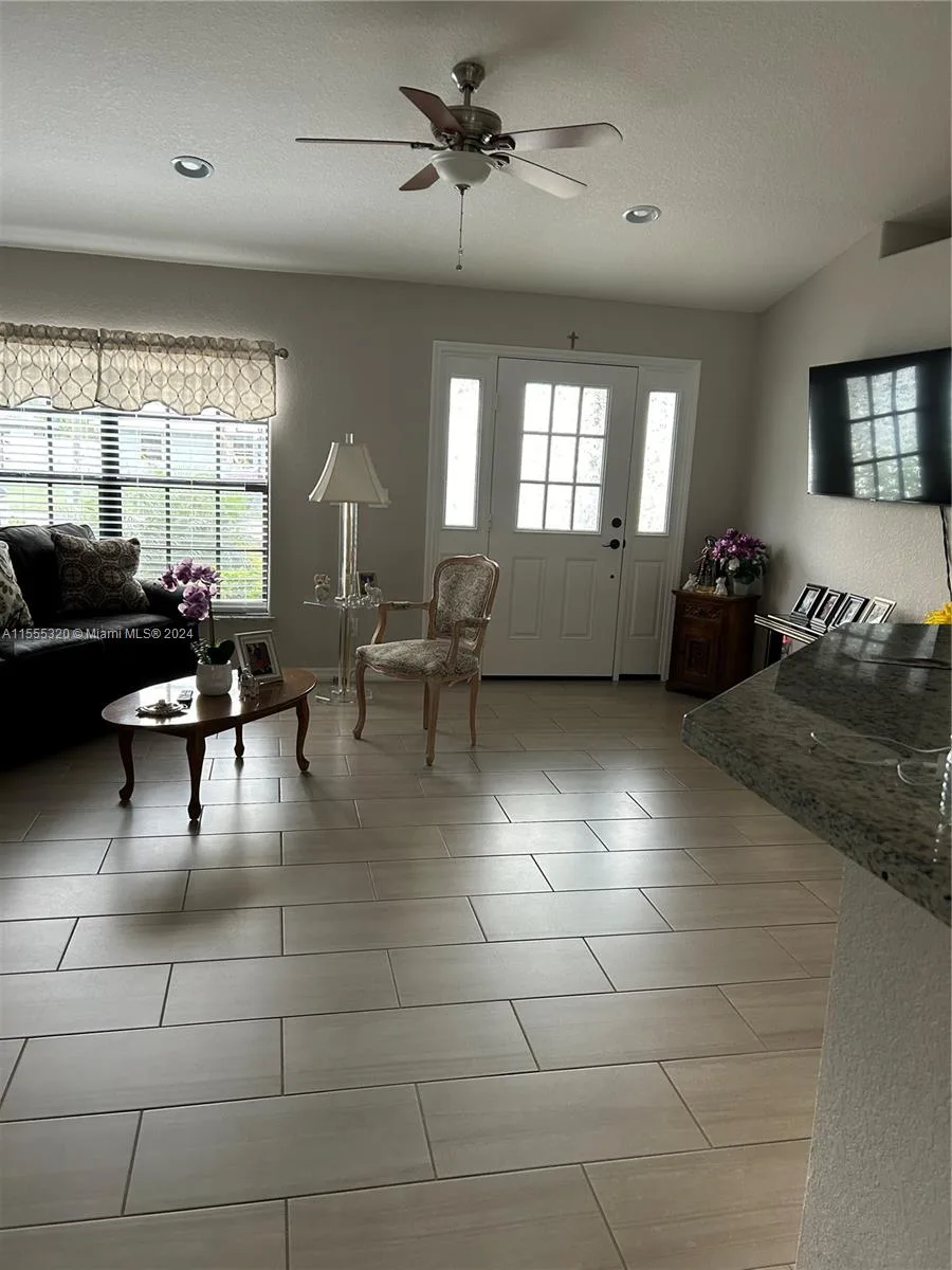 635 Lemans Drive, Sebring, FL 33872 photo 4