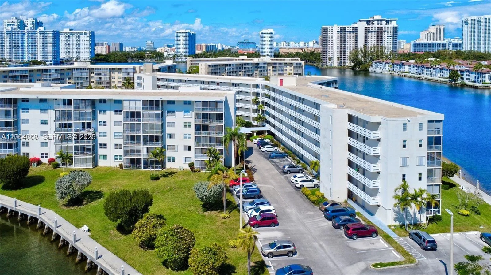 3030 Marcos Dr # T301, Aventura, FL 33160 photo 5