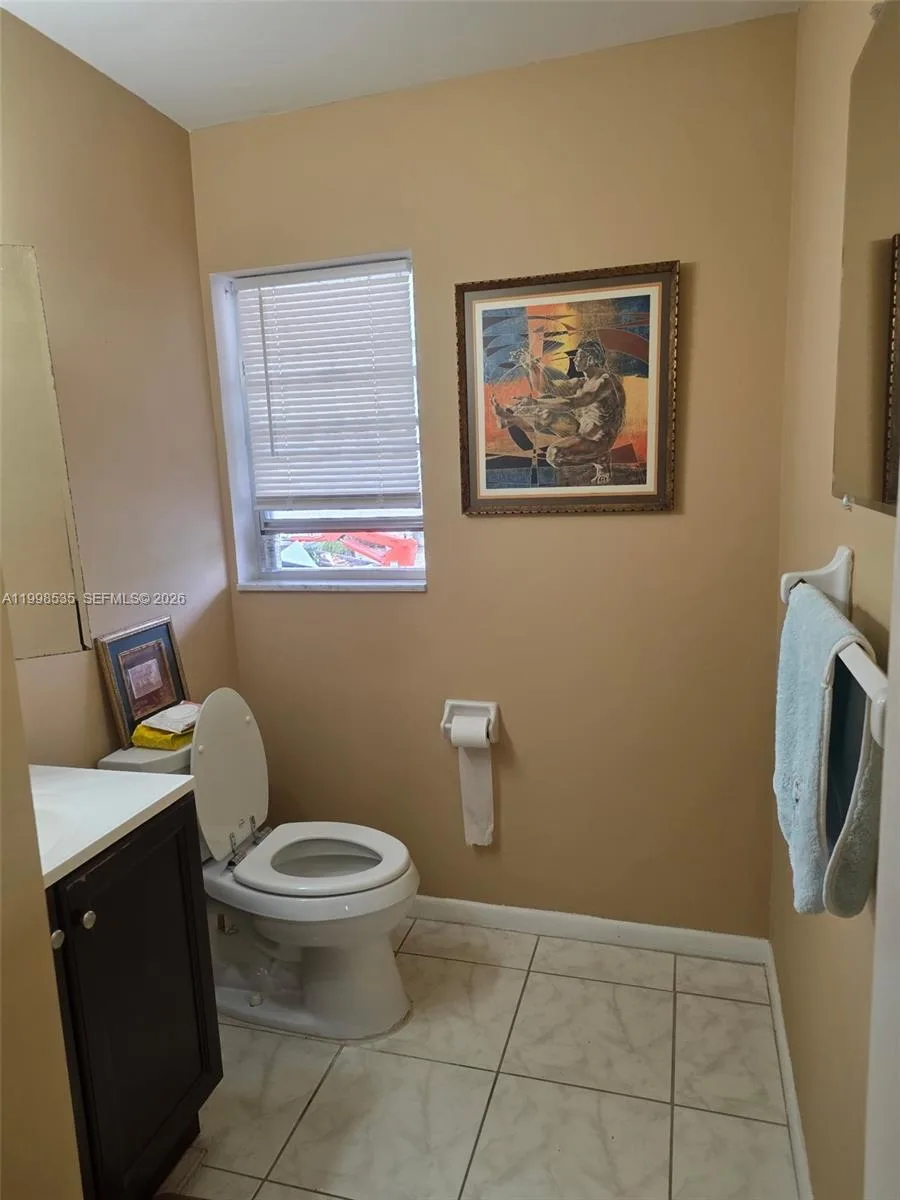 410 NE 17th Ave # 203, Boynton Beach, FL 33435 photo 8