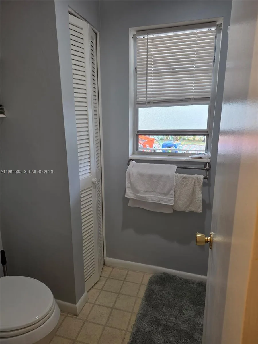410 NE 17th Ave # 203, Boynton Beach, FL 33435 photo 9