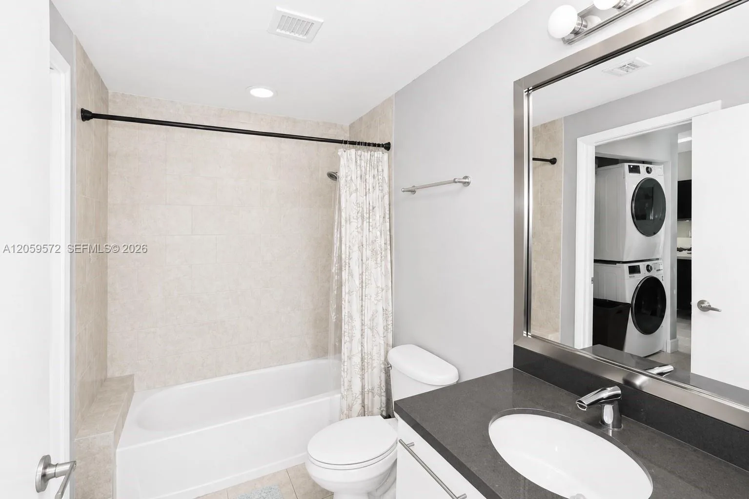 90 SW 3rd St # 3212, Miami, FL 33130 photo 11