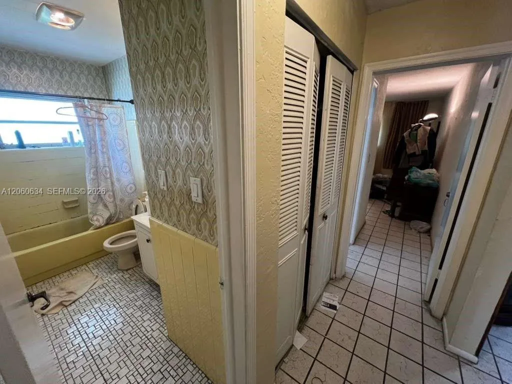 7516 NW 67th Ave, Tamarac, FL 33321 photo 12