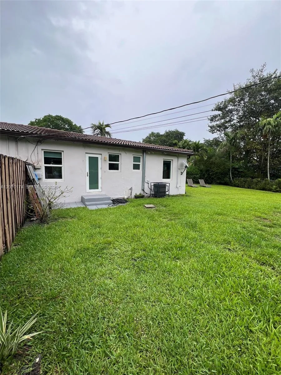 920 NE 108th St # 0, Biscayne Park, FL 33161 photo 13