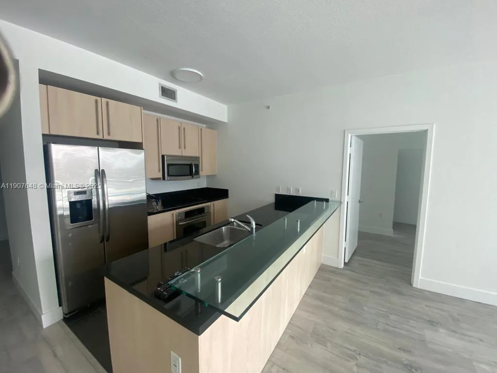 1111 SW 1st Ave # 2217-N, Miami, FL 33130 photo 2