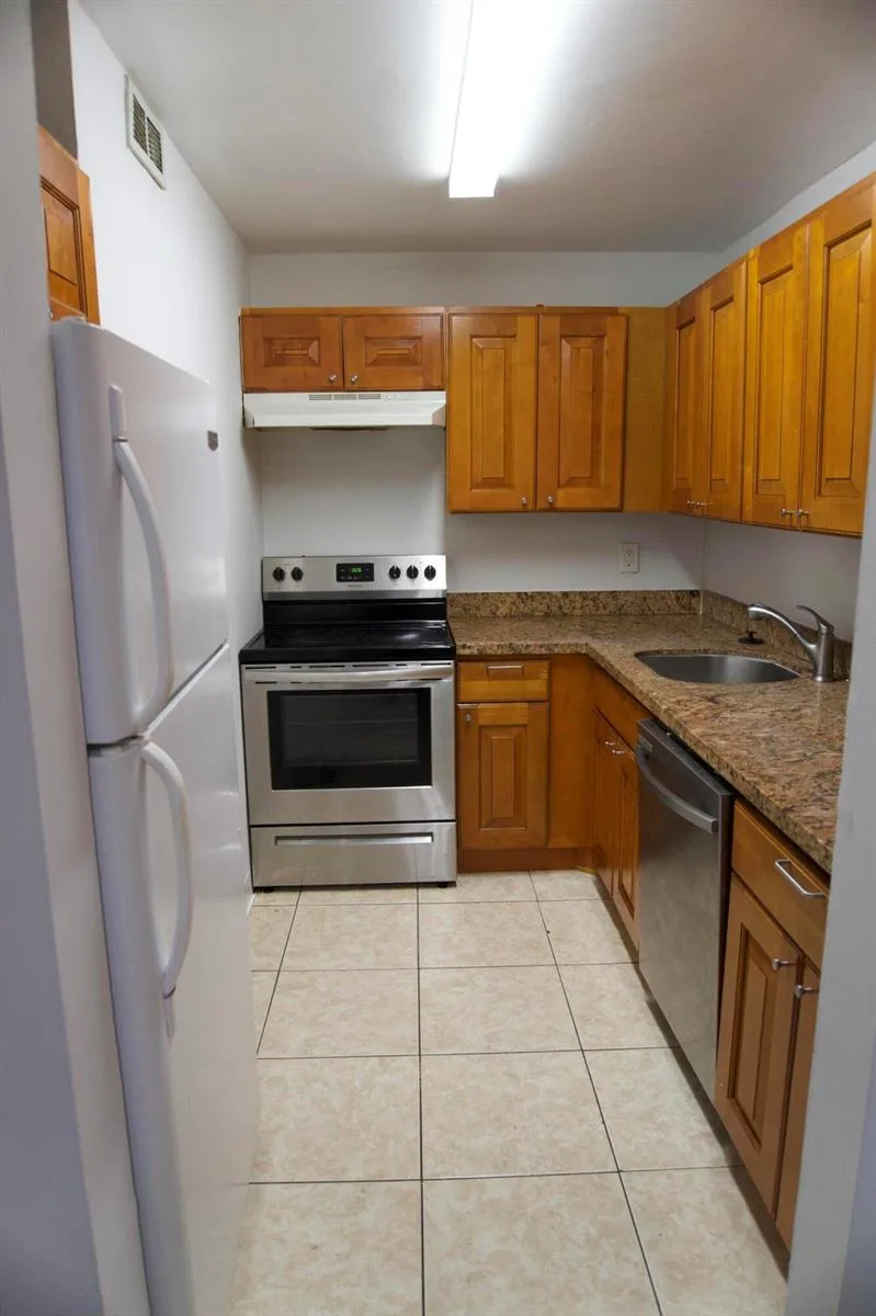2840 NE 14th St Street # 212a, Pompano Beach, FL 33062 photo 4