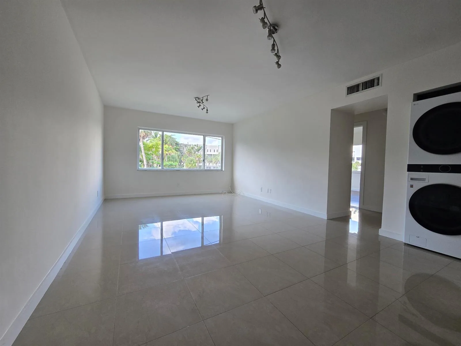 201 SE 6th Avenue # 16, Pompano Beach, FL 33060 photo 9
