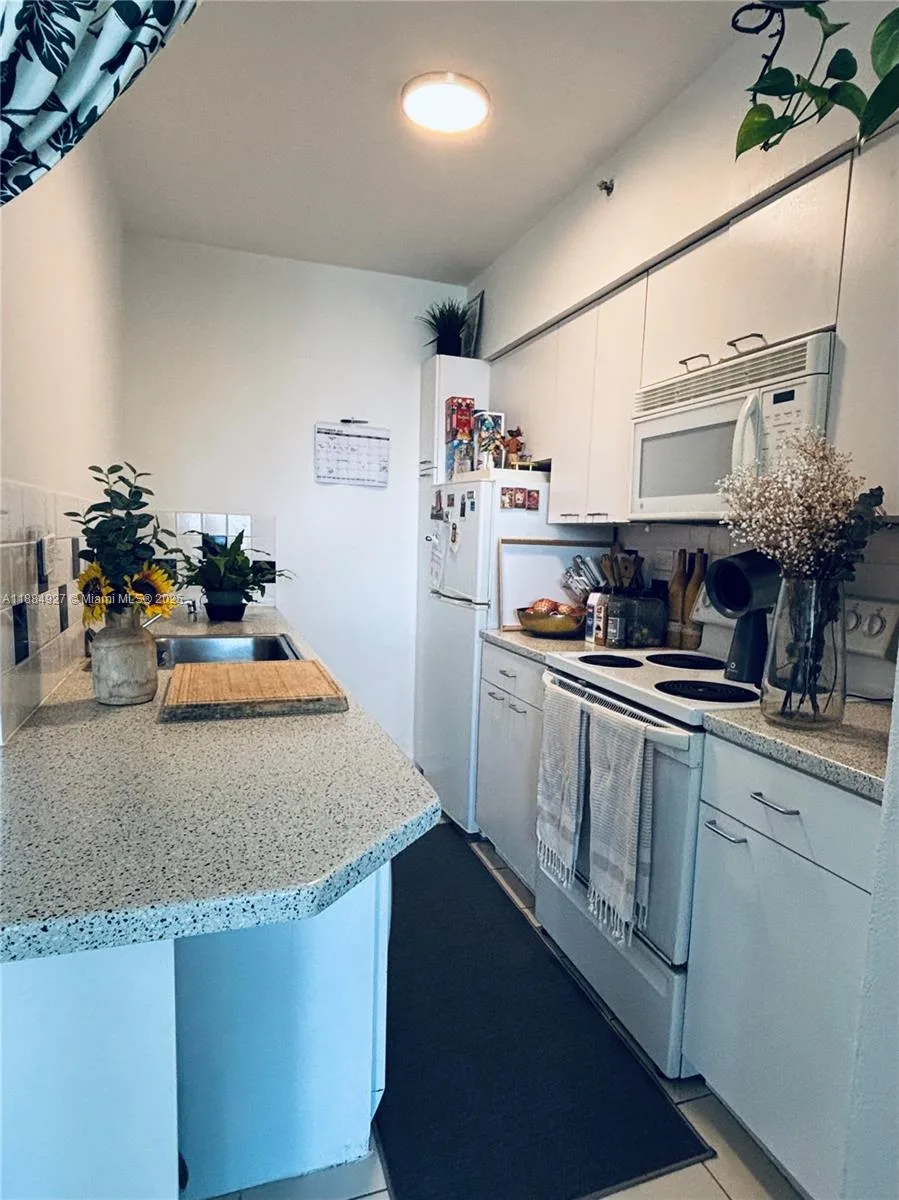 1500 Bay Road # 810S, Miami Beach, FL 33139 photo 4