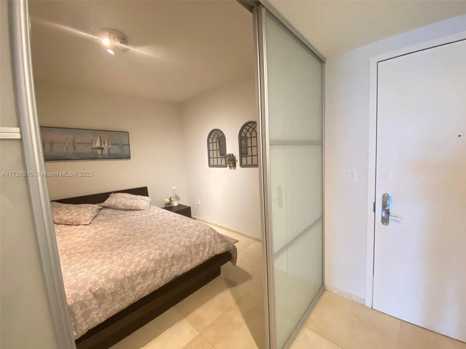 1830 S Ocean Dr # 1905, Hallandale Beach, FL 33009 photo 4