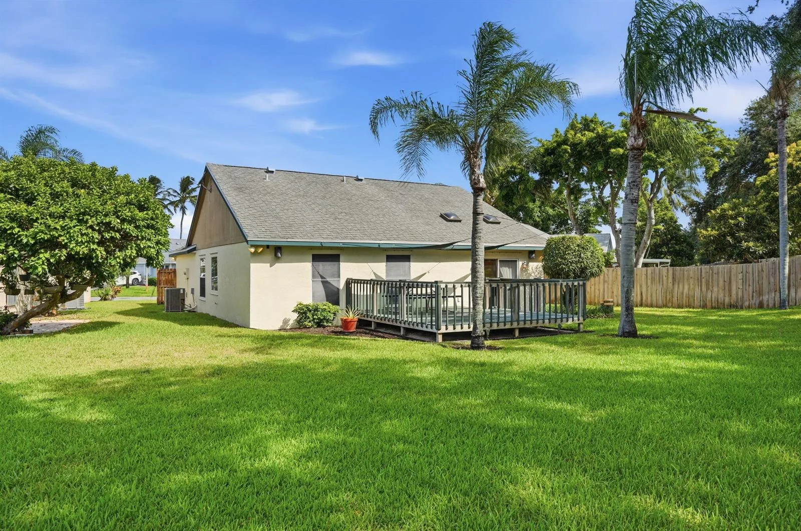 19 MISTY MEADOW Drive, Boynton Beach, FL 33436 photo 10