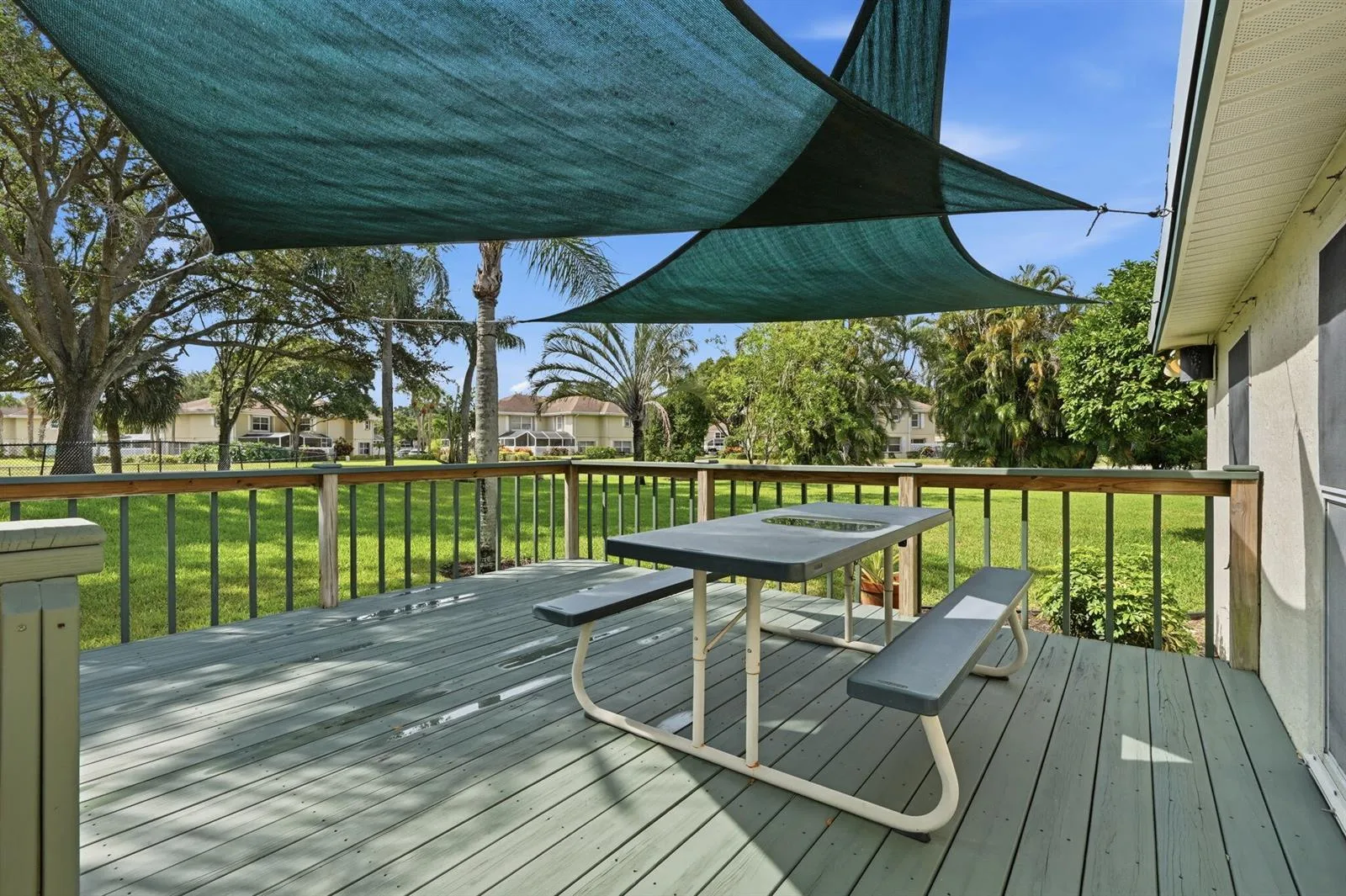 19 MISTY MEADOW Drive, Boynton Beach, FL 33436 photo 11