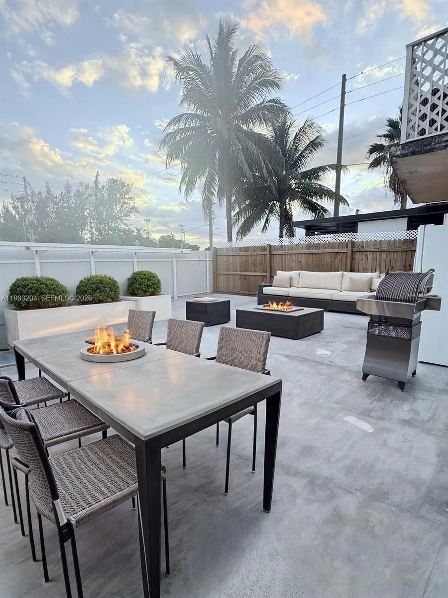 6801 W 36th Ave # 102, Hialeah, FL 33018 photo 9