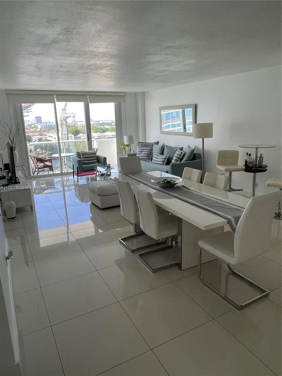 9195 Collins Ave # 1012, Surfside, FL 33154