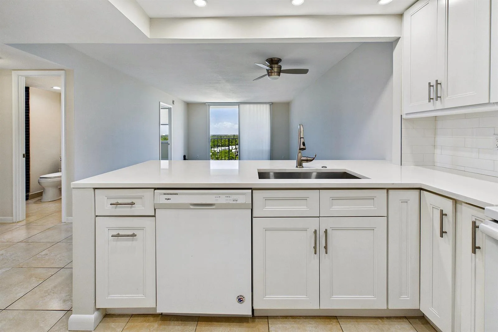 1800 N Andrews Avenue # 12G, Fort Lauderdale, FL 33311 photo 5