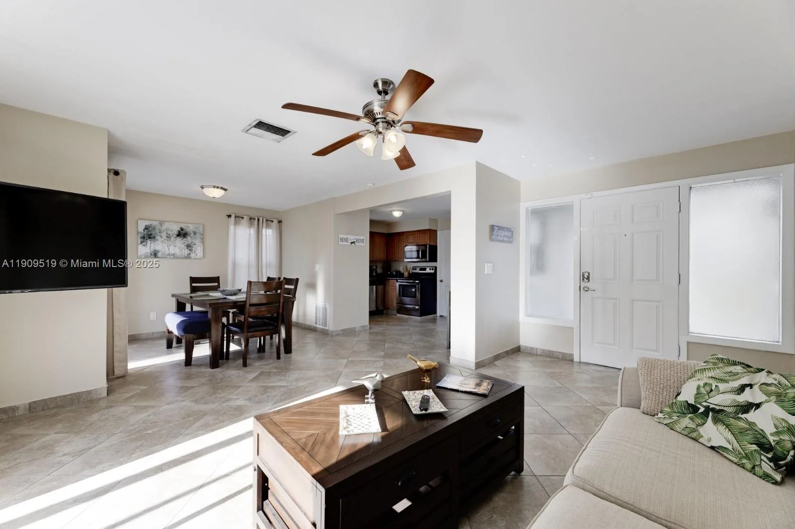 2636 SE 18th Ave, Cape Coral, FL 33904 photo 4