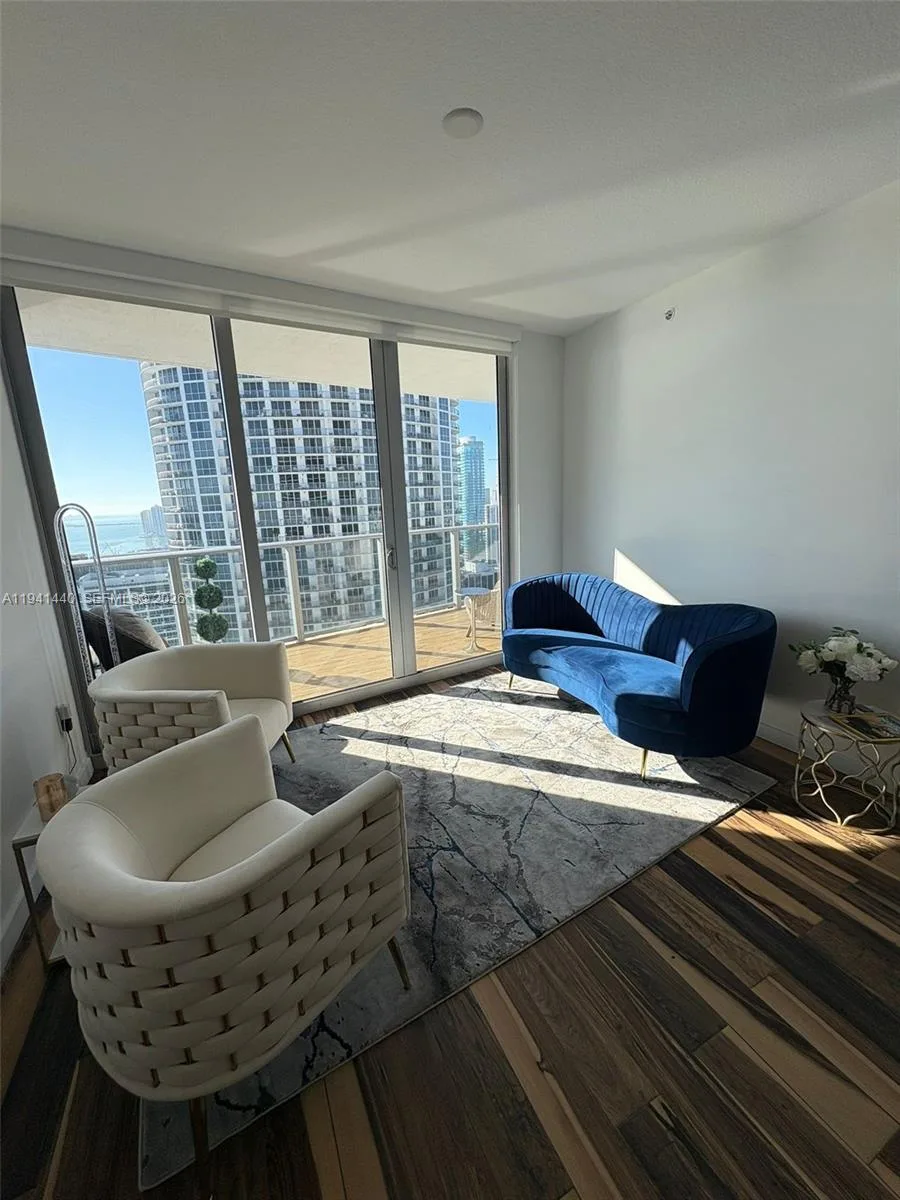 488 NE 18th St # 4408, Miami, FL 33132 photo 3